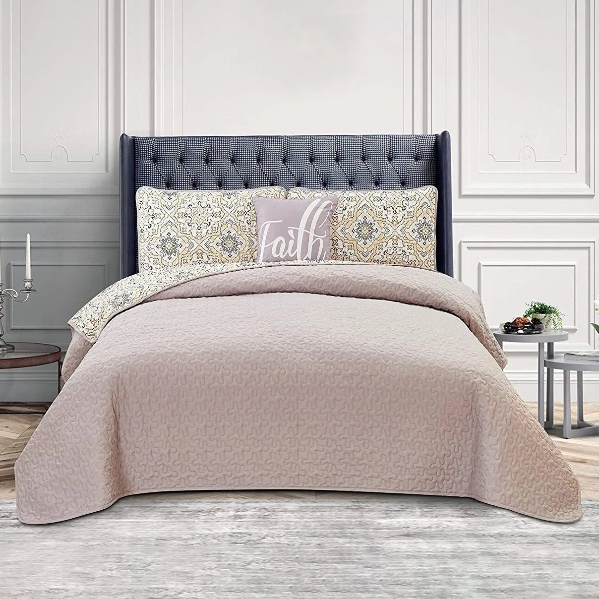 4-Piece: Reversible Quilt Set - Assorted Styles