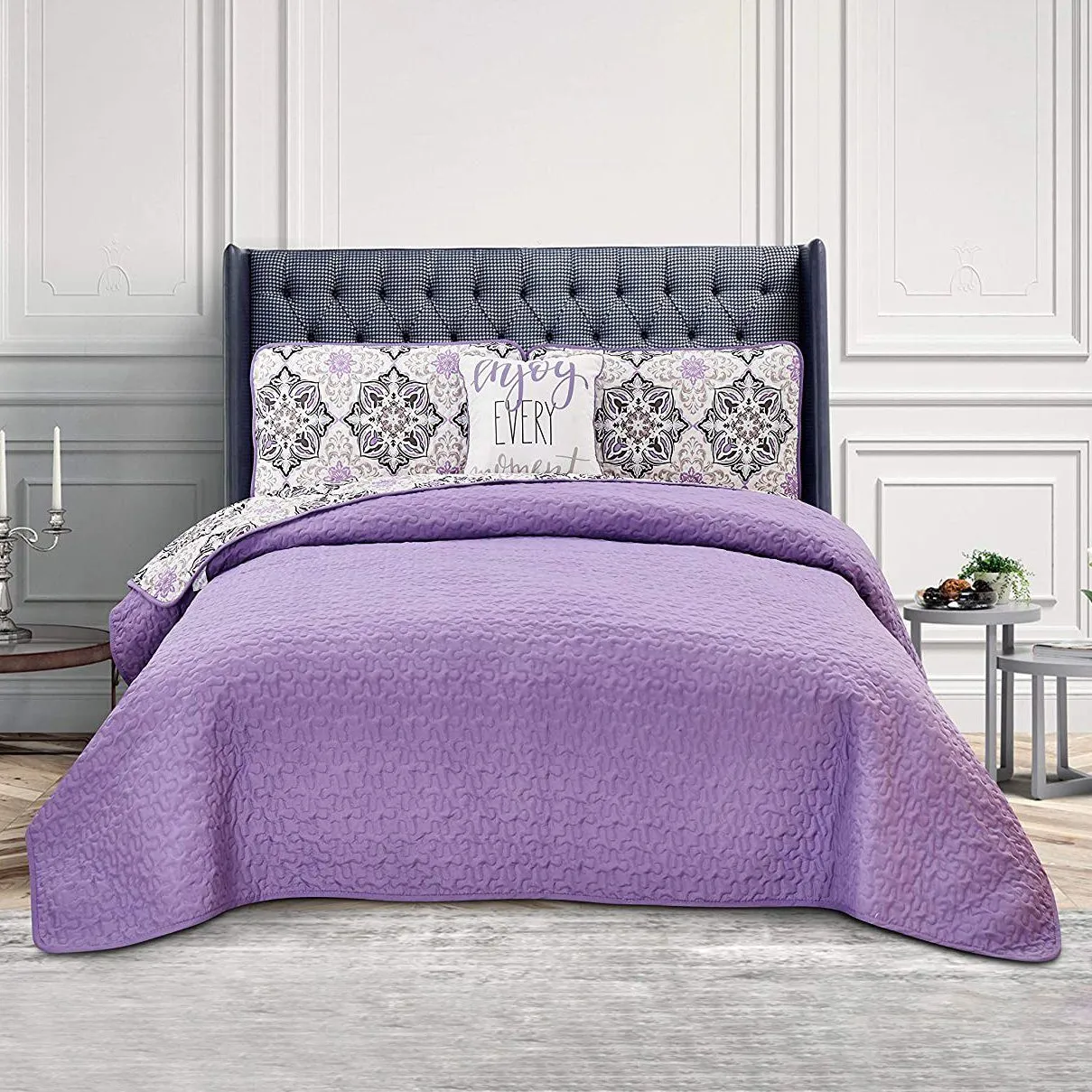 4-Piece: Reversible Quilt Set - Assorted Styles